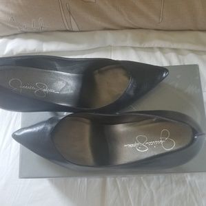 Jessica Simpson Black Leather Pumps